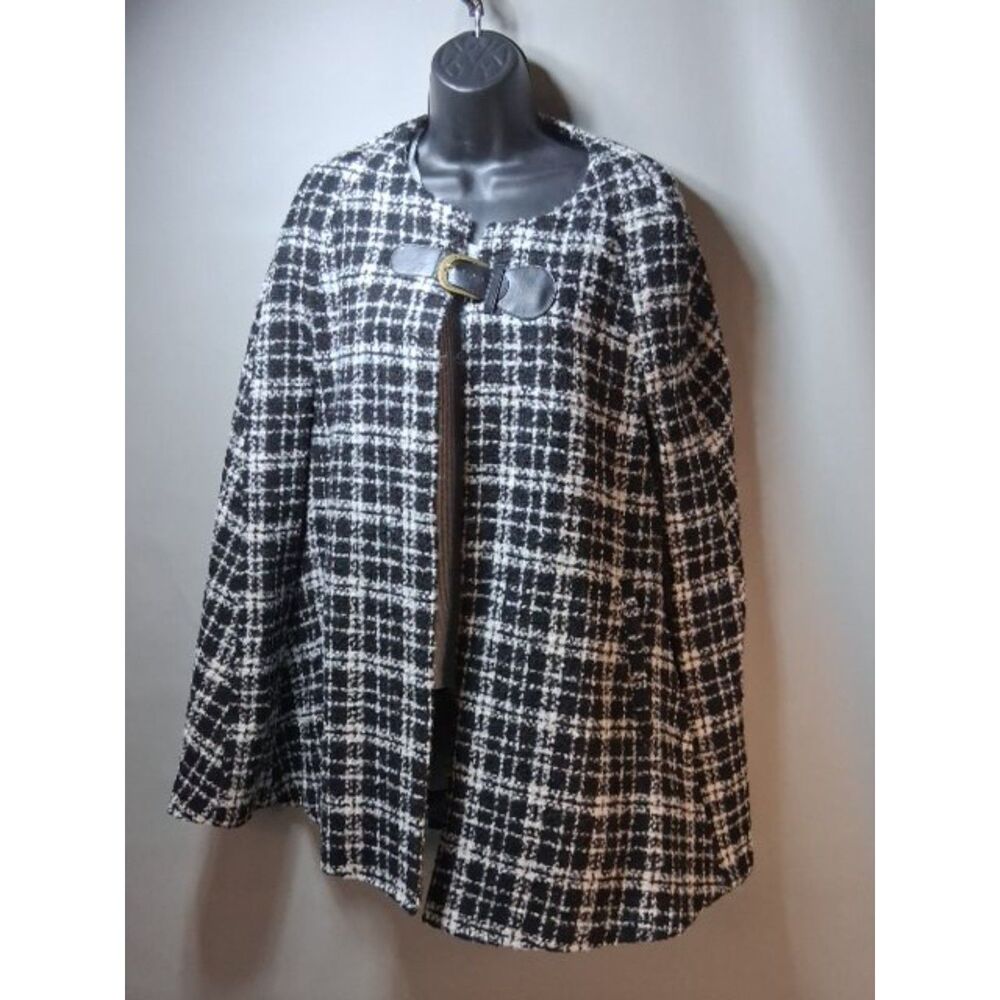 Liz Claiborne Plaid Boucle Cape Coat Black White Leather Buckle Wool Blend OS
